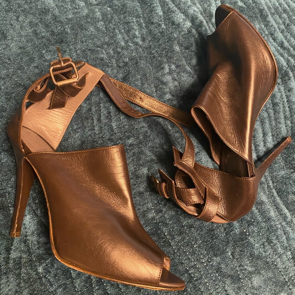 Vera Wang peep toe booties